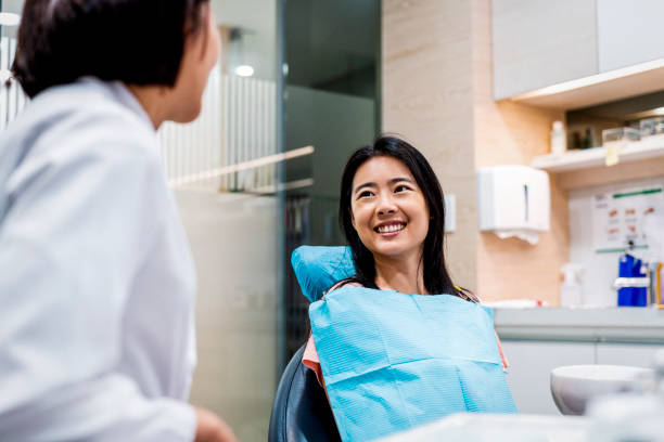 Best Root Canal Treatment  in Palm River Clair Mel, FL